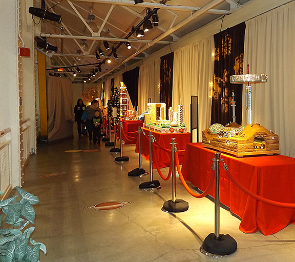 gingerbread-adventures-exhibit