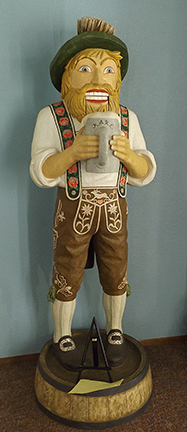 karl-nutcracker-museum-mascot