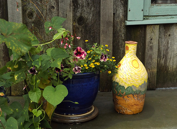 CloudCroftStudiosPlantVase