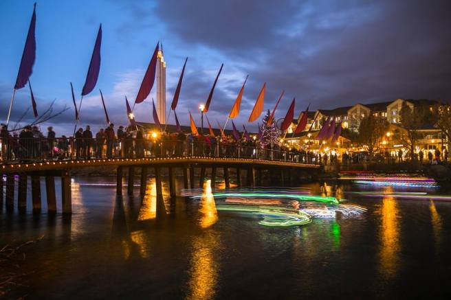 ChristmasLightsDeschutes-OldMillDistrict