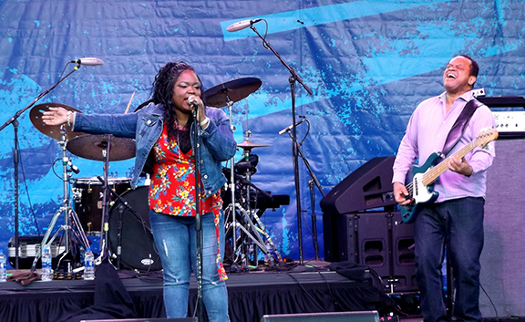 Shemekia-Copeland-concert-Waterfront-Blues-Festival2