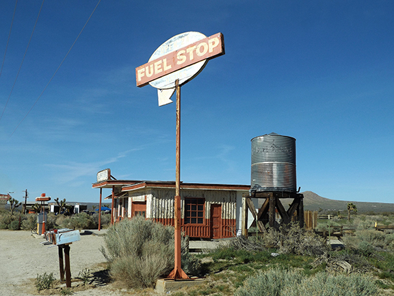 Bobs-Hi-Way-Service-Lancaster-California2