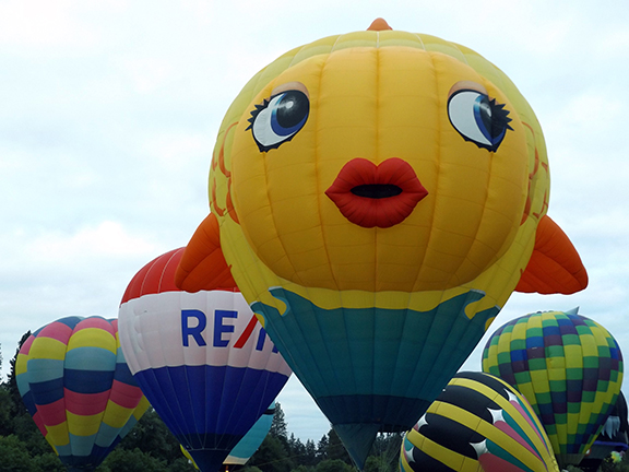 Tigard-Festival-of-Balloons-inflation11