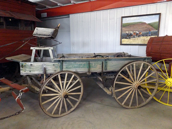Fort-Walla-Walla-Museum-Mitchell-wagon