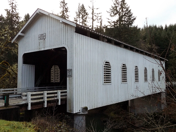 Dorena-Covered-Bridge-near-Cottage-Grove3