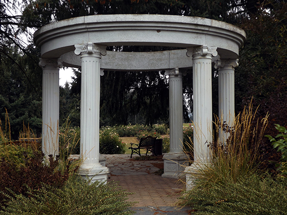 Heirloom-Roses-Saint-Paul-Oregon