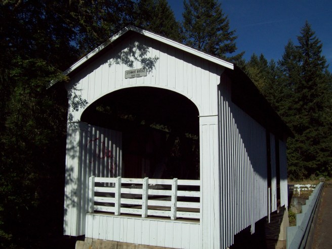 Stewart-Covered-Bridge-near-Cottage-Grove