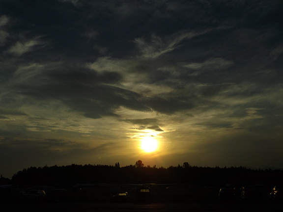 sunrise-view-from-Regal-Air-Anchorage-Alaska